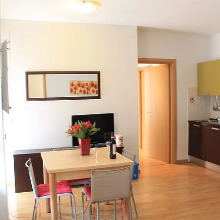 Apartment Girasole Weekend